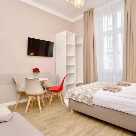 Bagel Residence Old Town Cracovia Esterno foto